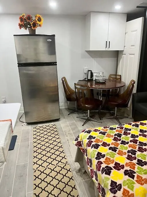 Brand New Single Unit Guest Basement Apartment Mississauga Canada